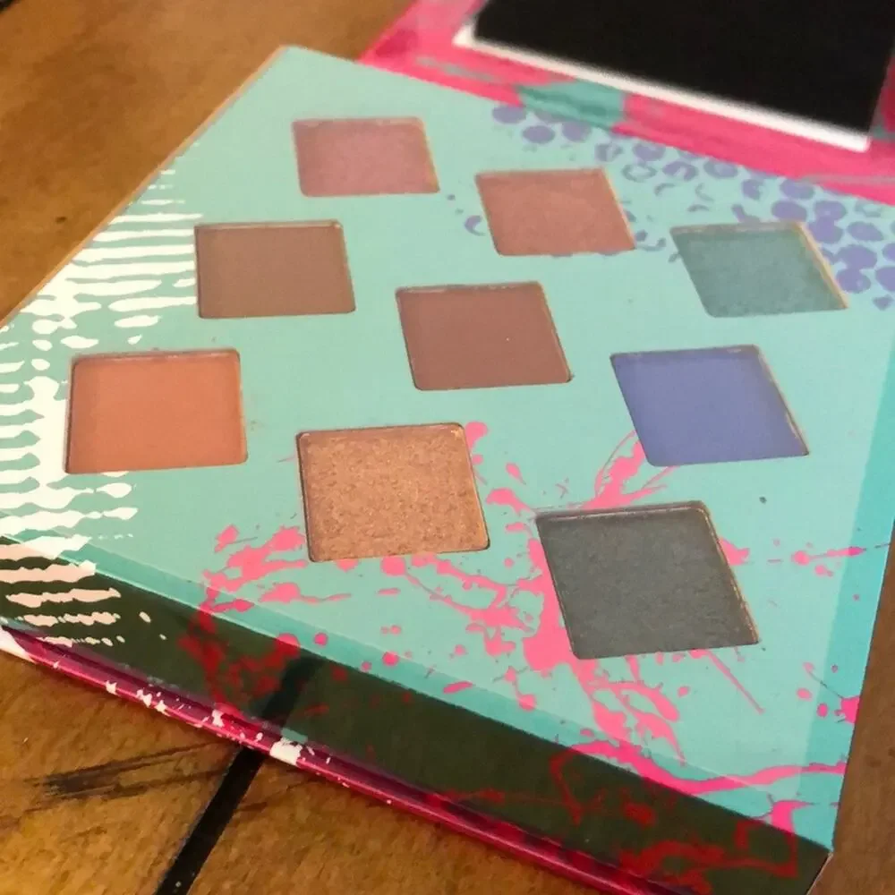 Hank & Henry Living in Color Eyeshadow Palette